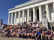 Students at the Lincoln memorial-1