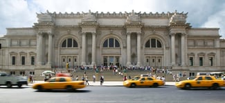 photos_Met-Facade-Horizontal